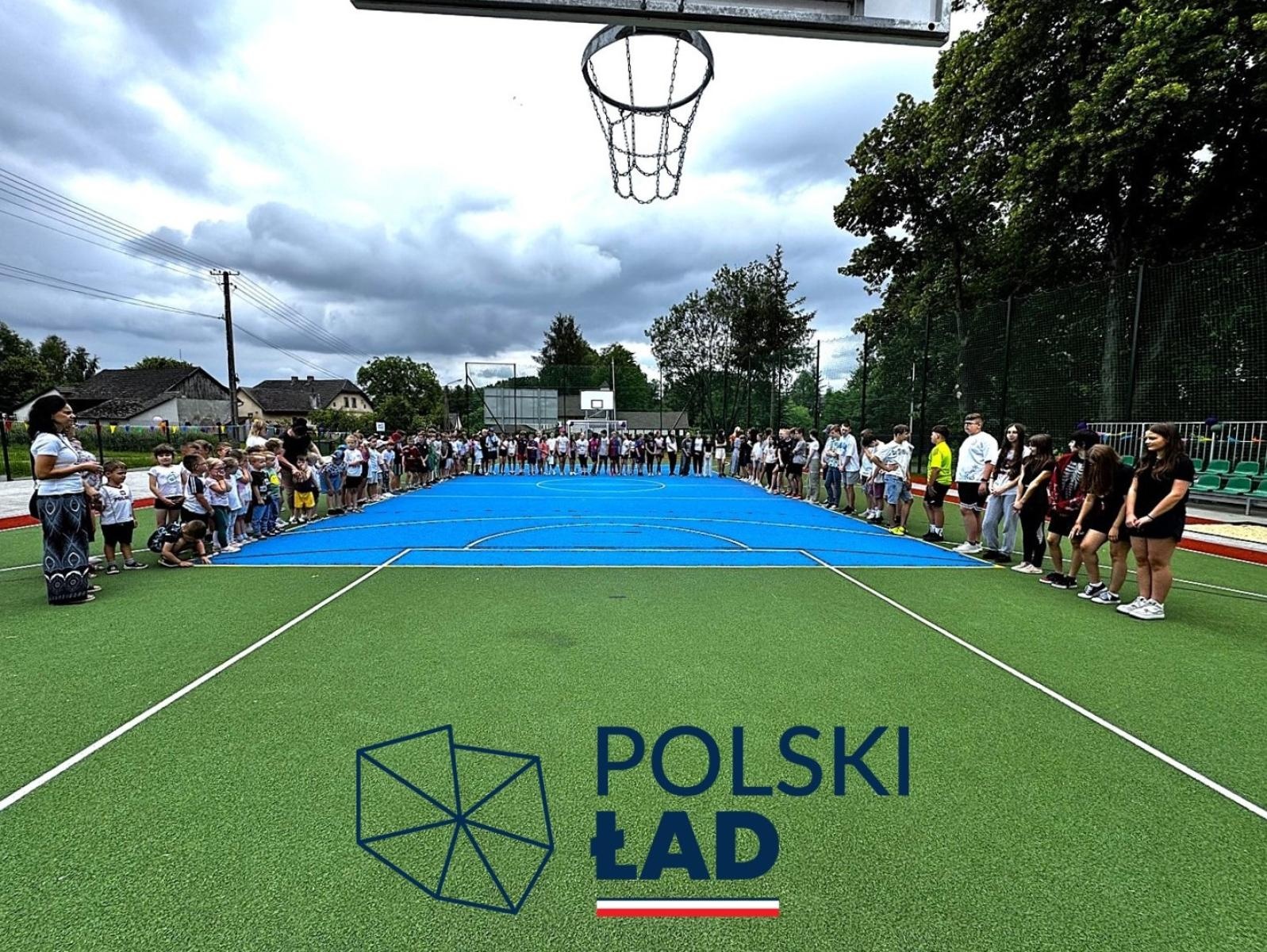 Zdjęcie w galerii na portalu naszwodzislaw.com: Skrbeńsko ma nowe boisko. Powstało przy miejscowym ZSP wiadomości z regionu