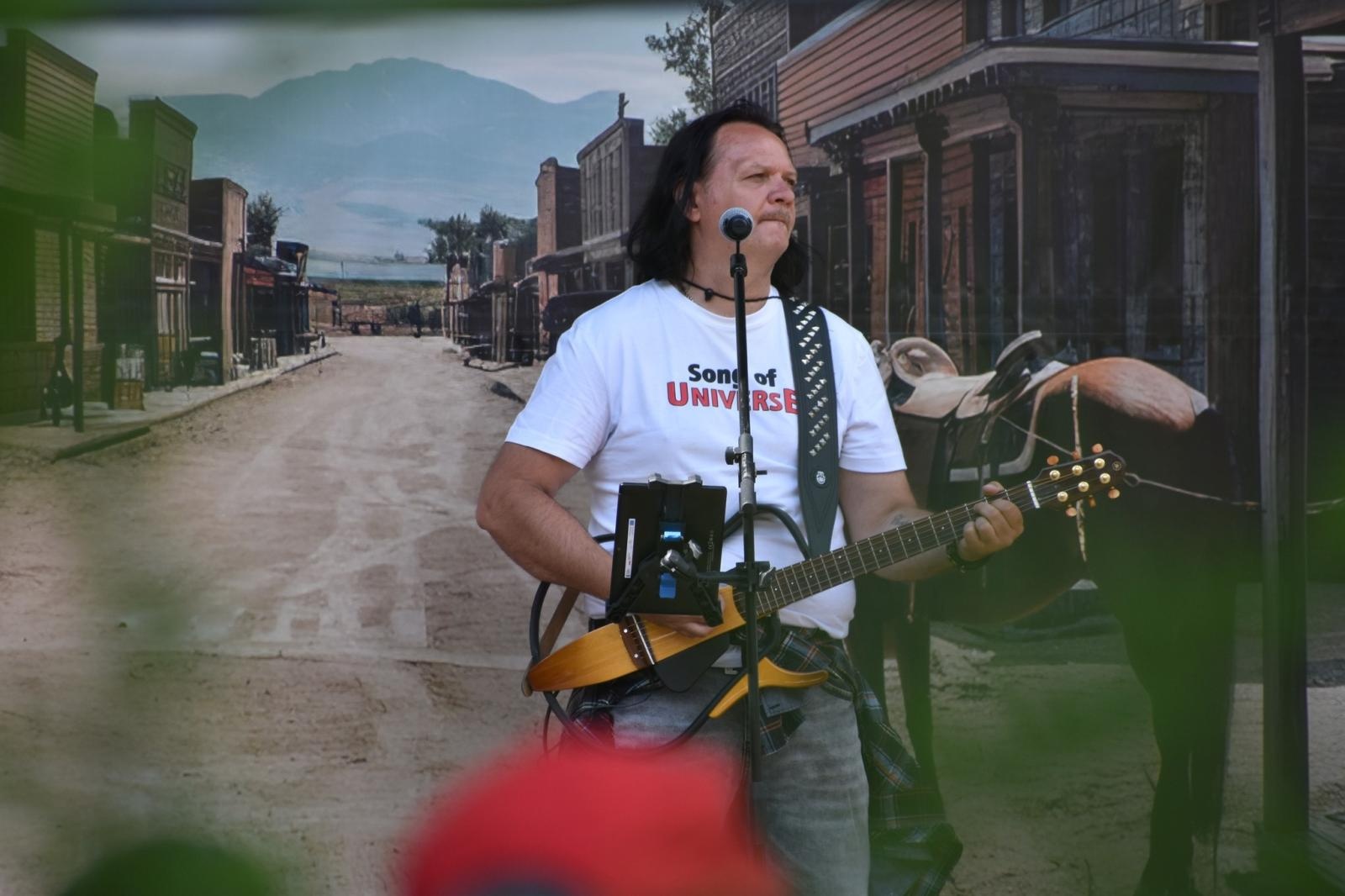 Zdjęcie w galerii na portalu naszwodzislaw.com: W gorzyckim DPS jak na Dzikim Zachodzie [FOTO] wiadomości z regionu