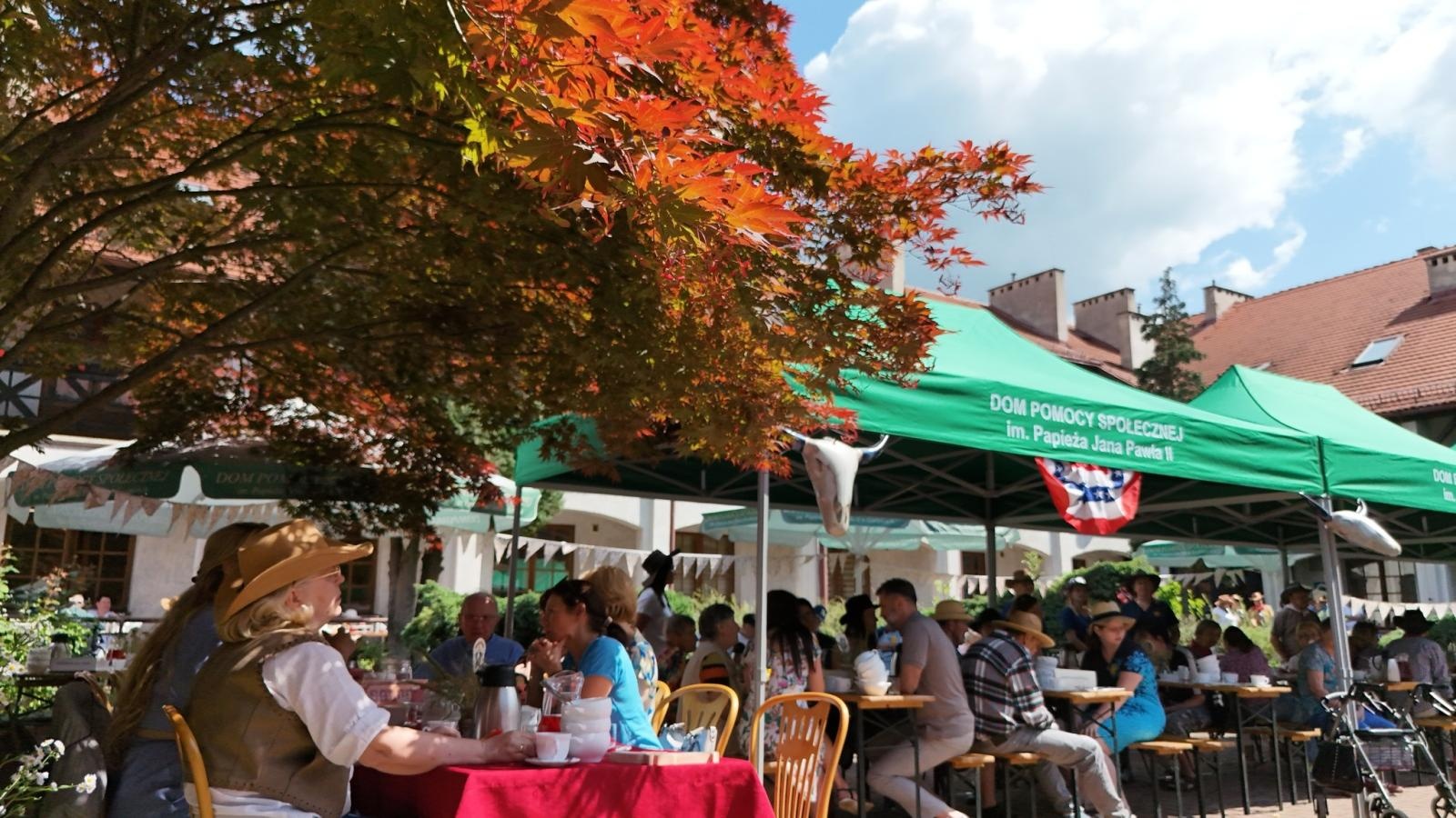 Zdjęcie w galerii na portalu naszwodzislaw.com: W gorzyckim DPS jak na Dzikim Zachodzie [FOTO] wiadomości z regionu