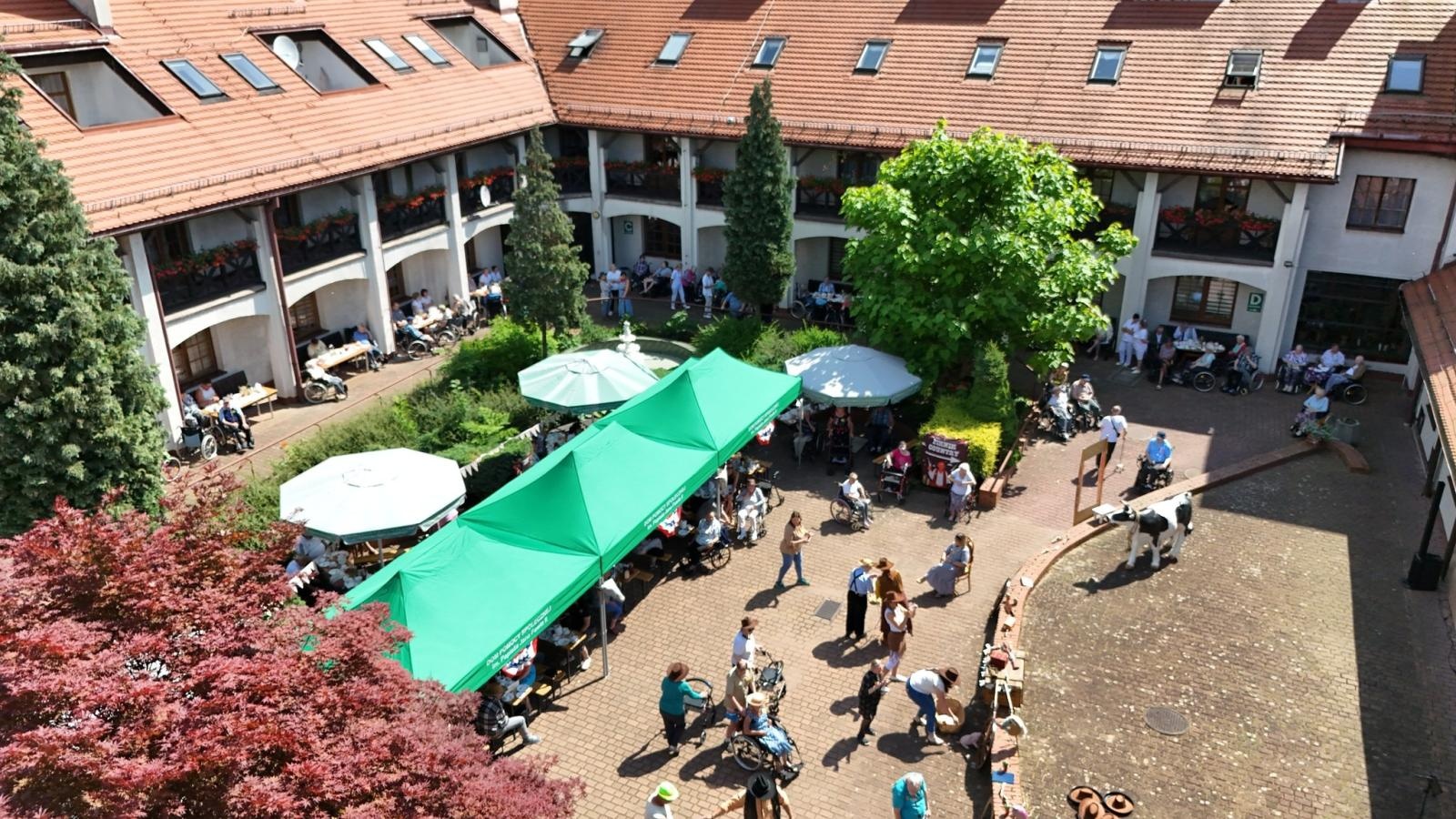 Zdjęcie w galerii na portalu naszwodzislaw.com: W gorzyckim DPS jak na Dzikim Zachodzie [FOTO] wiadomości z regionu