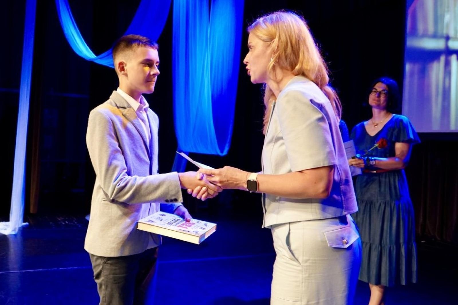 Zdjęcie w galerii na portalu naszwodzislaw.com: Rydułtowy. Najlepsi z najlepszych nagrodzeni [FOTO] wiadomości z regionu