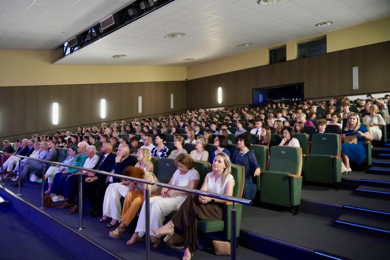Zdjęcie w galerii na portalu naszwodzislaw.com: Rydułtowy. Najlepsi z najlepszych nagrodzeni [FOTO] wiadomości z regionu