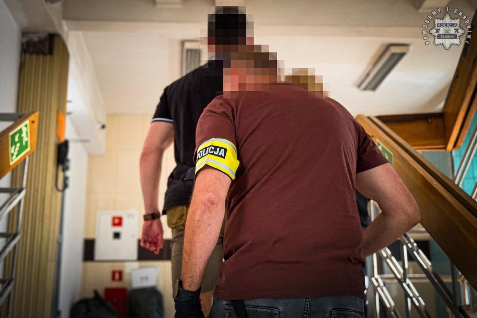 Zdjęcie w galerii na portalu naszwodzislaw.com: Prali brudne pieniądze, czerpali korzyści z prostytucji wiadomości z regionu