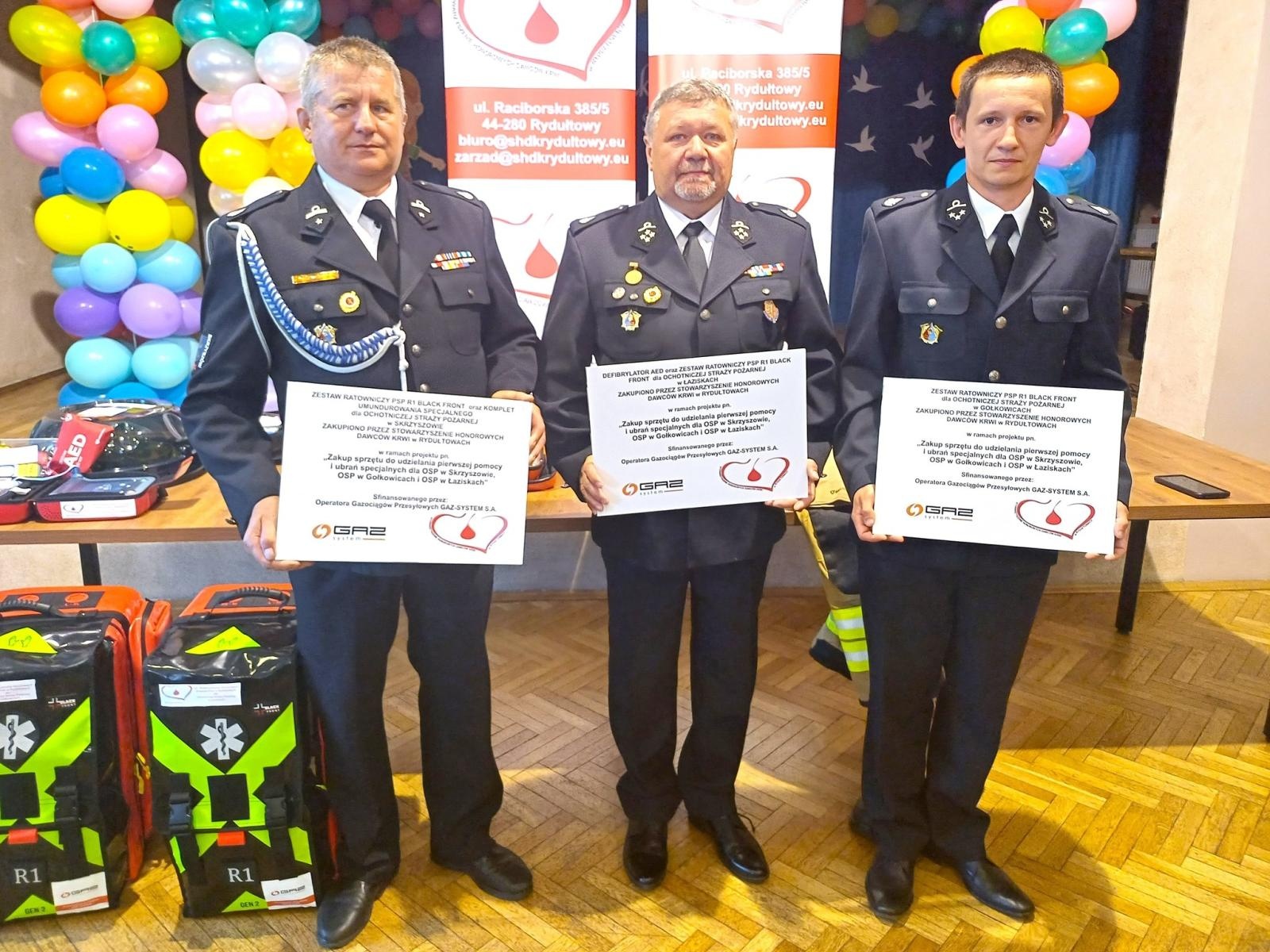 Zdjęcie w galerii na portalu naszwodzislaw.com: Stowarzyszenie HDK w Rydułtowach wspiera ratowników. Nowy sprzęt dla OSP z gminy Godów wiadomości z regionu