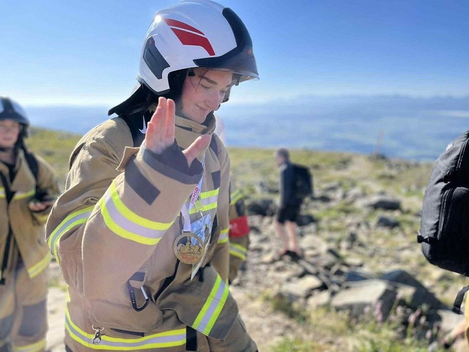 Zdjęcie w galerii na portalu naszwodzislaw.com: Piąta górska wyprawa strażaków zakończona sukcesem. Ze szczytu Babiej Góry wybrzmiał apel - zostań potencjalnym dawcą szpiku! wiadomości z regionu