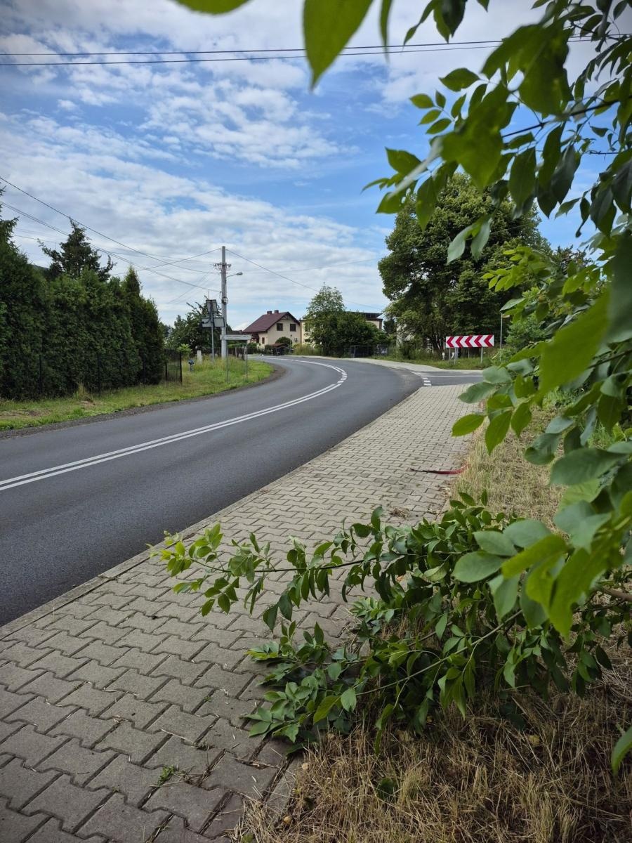 Zdjęcie w galerii na portalu naszwodzislaw.com: Zakończył się remont kolejnego odcinka ul. 1 Maja w Gołkowicach wiadomości z regionu