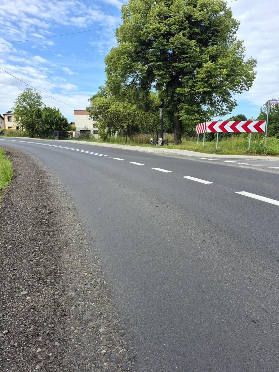Zdjęcie w galerii na portalu naszwodzislaw.com: Zakończył się remont kolejnego odcinka ul. 1 Maja w Gołkowicach wiadomości z regionu