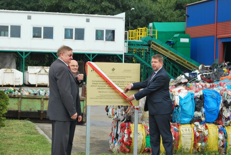 Zdjęcie w galerii na portalu naszwodzislaw.com: Ruszyła nowa linia sortownicza wiadomości z regionu