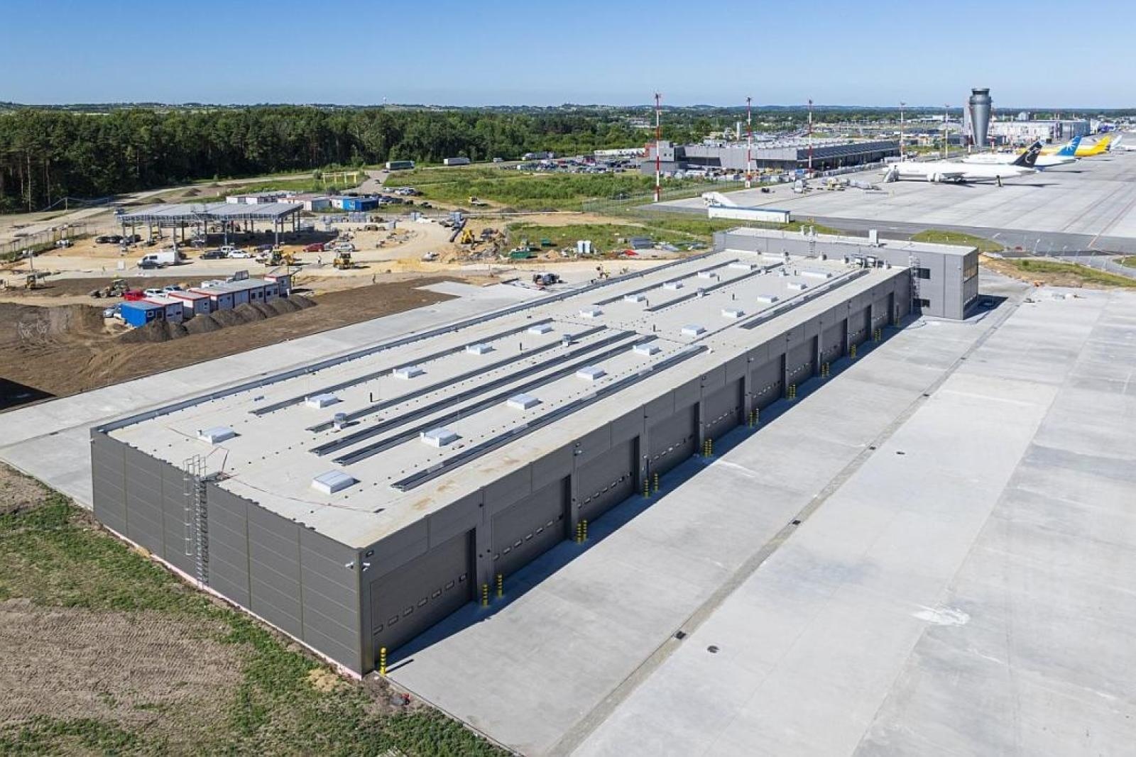 Zdjęcie w galerii na portalu naszwodzislaw.com: Lotnisko w Pyrzowicach – rekordy i inwestycje wiadomości z regionu