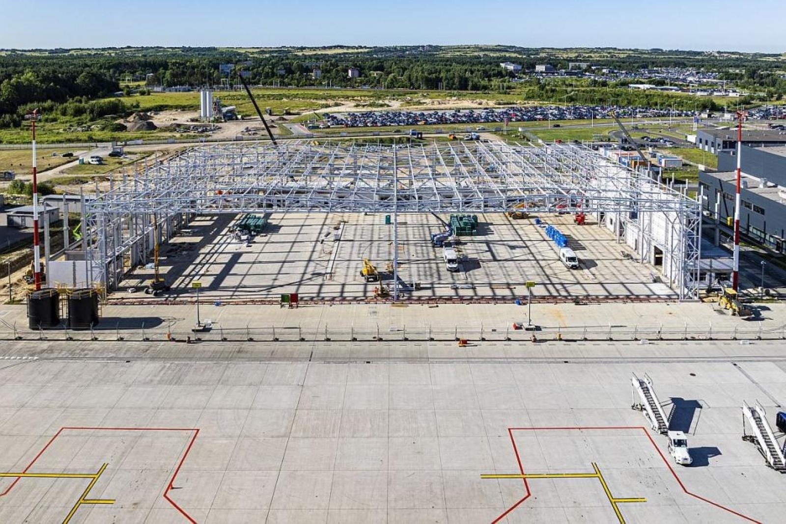 Zdjęcie w galerii na portalu naszwodzislaw.com: Lotnisko w Pyrzowicach – rekordy i inwestycje wiadomości z regionu