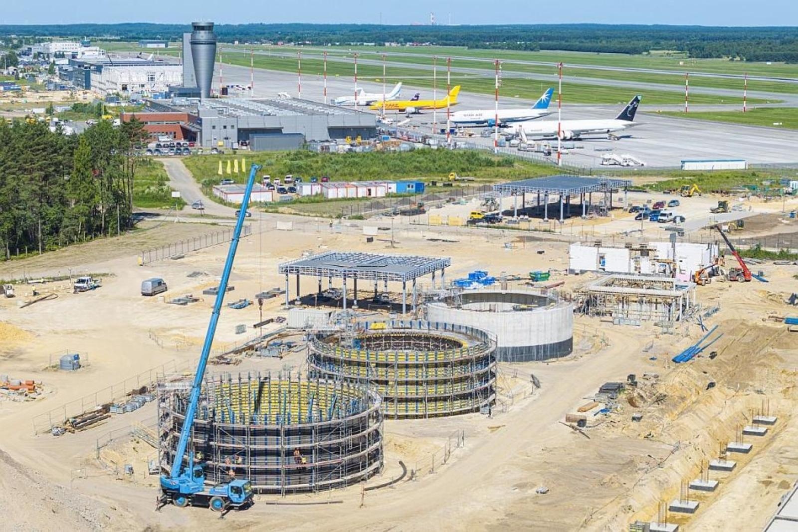 Zdjęcie w galerii na portalu naszwodzislaw.com: Lotnisko w Pyrzowicach – rekordy i inwestycje wiadomości z regionu