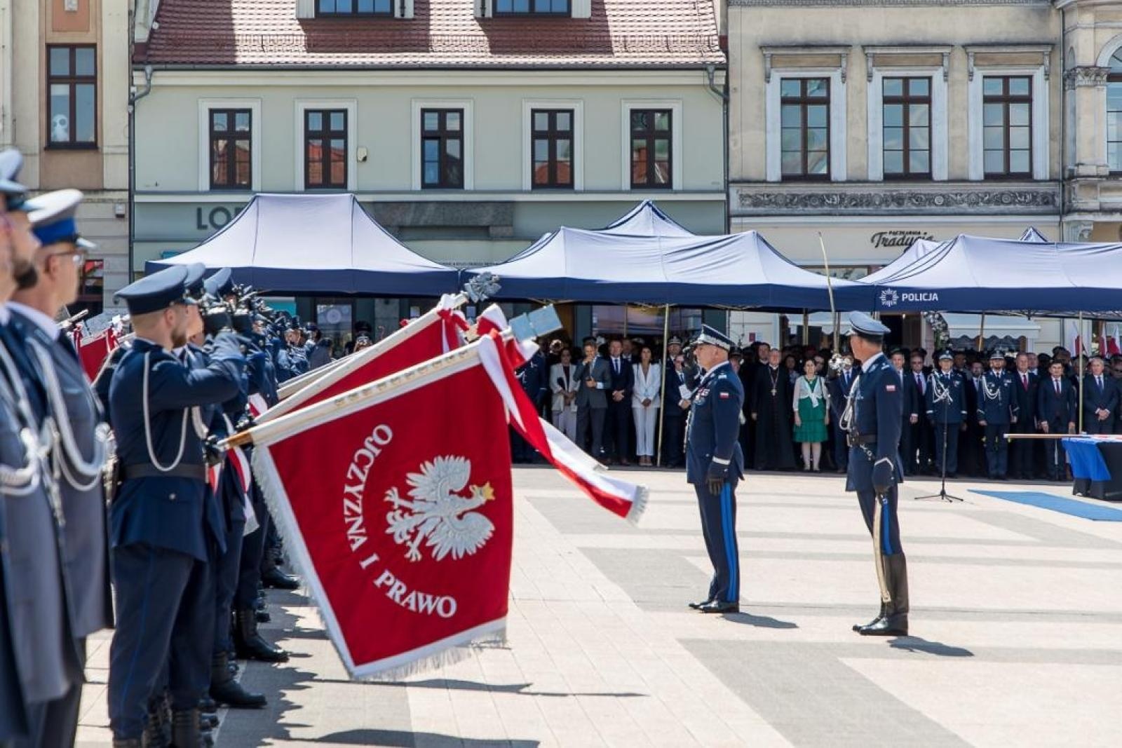 Zdjęcie w galerii na portalu naszwodzislaw.com: W Rybniku odbyły się tegoroczne wojewódzkie obchody Święta Policji wiadomości z regionu