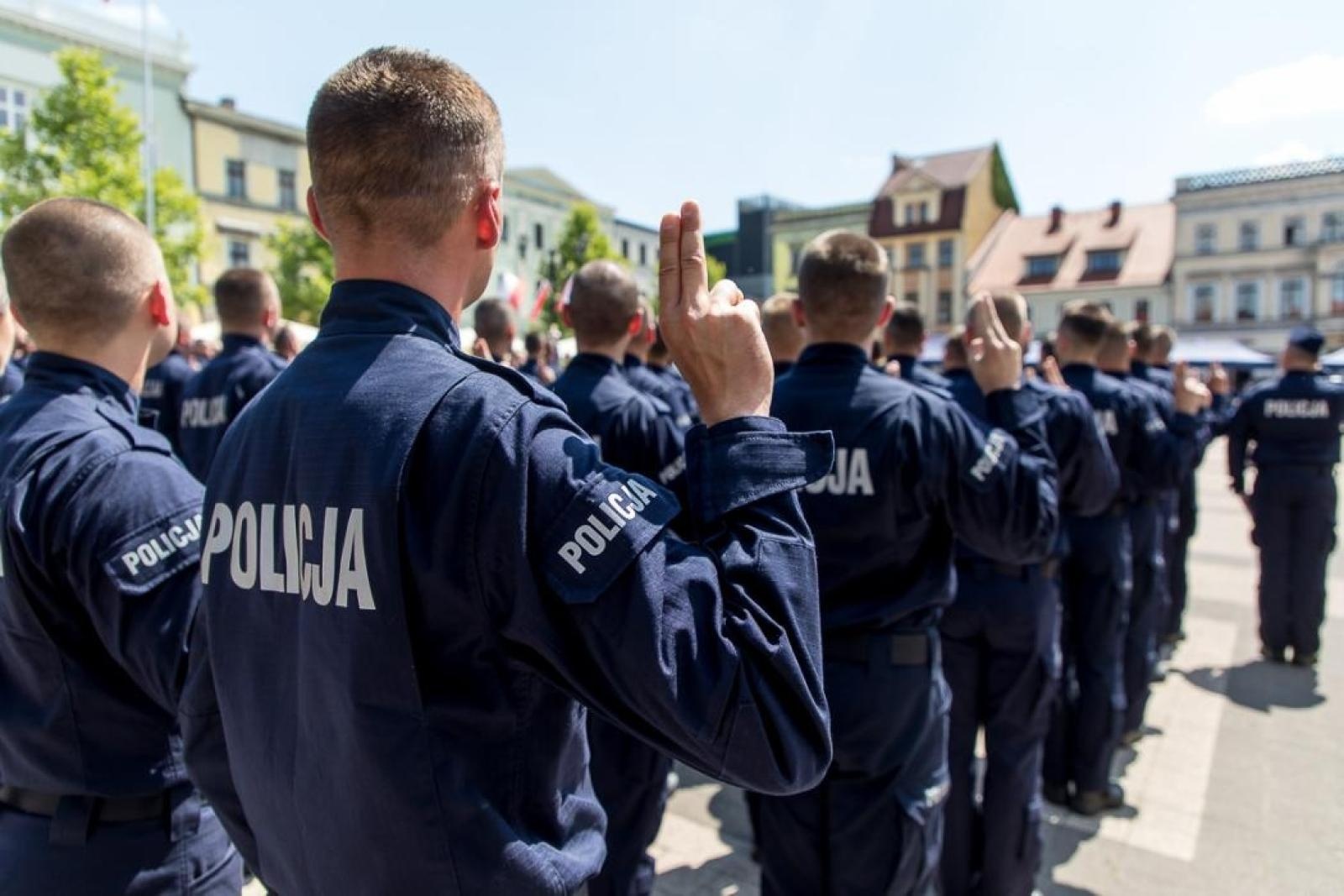Zdjęcie w galerii na portalu naszwodzislaw.com: W Rybniku odbyły się tegoroczne wojewódzkie obchody Święta Policji wiadomości z regionu