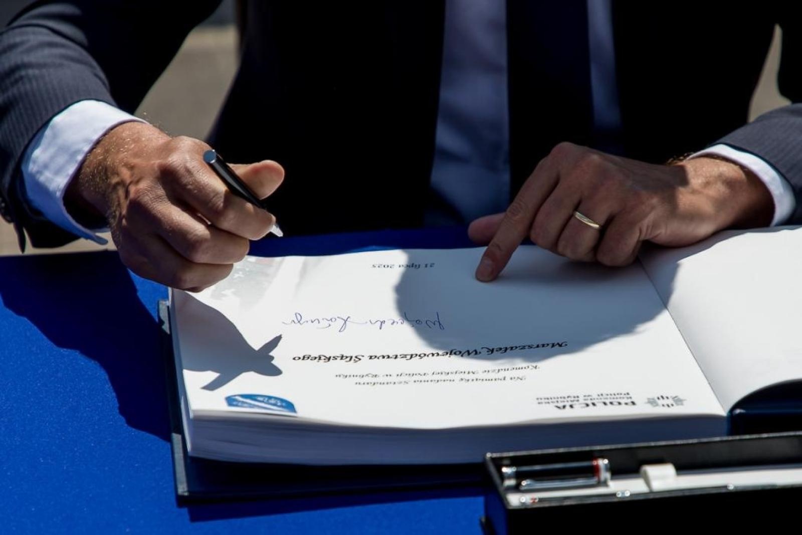 Zdjęcie w galerii na portalu naszwodzislaw.com: W Rybniku odbyły się tegoroczne wojewódzkie obchody Święta Policji wiadomości z regionu