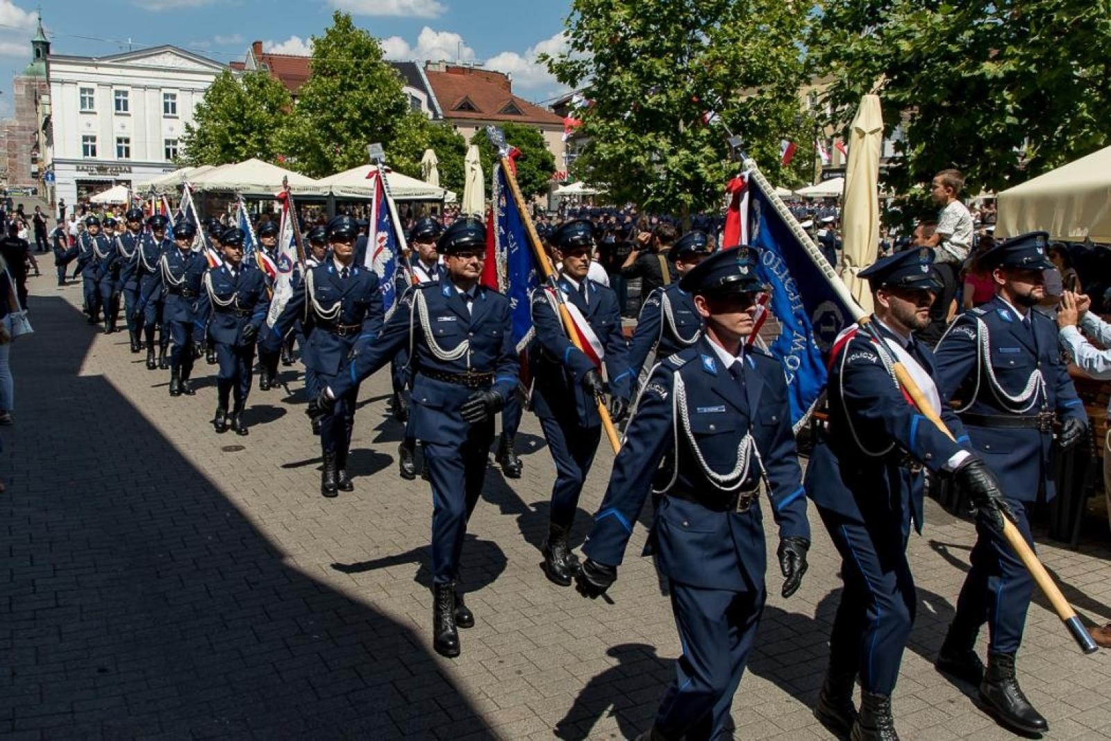 Zdjęcie w galerii na portalu naszwodzislaw.com: W Rybniku odbyły się tegoroczne wojewódzkie obchody Święta Policji wiadomości z regionu