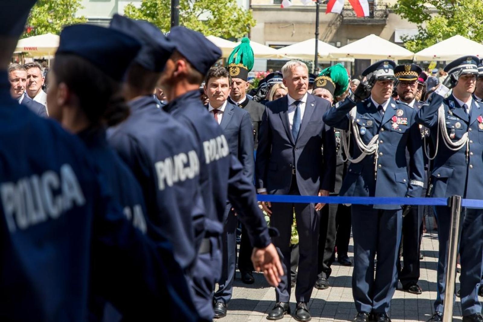 Zdjęcie w galerii na portalu naszwodzislaw.com: W Rybniku odbyły się tegoroczne wojewódzkie obchody Święta Policji wiadomości z regionu