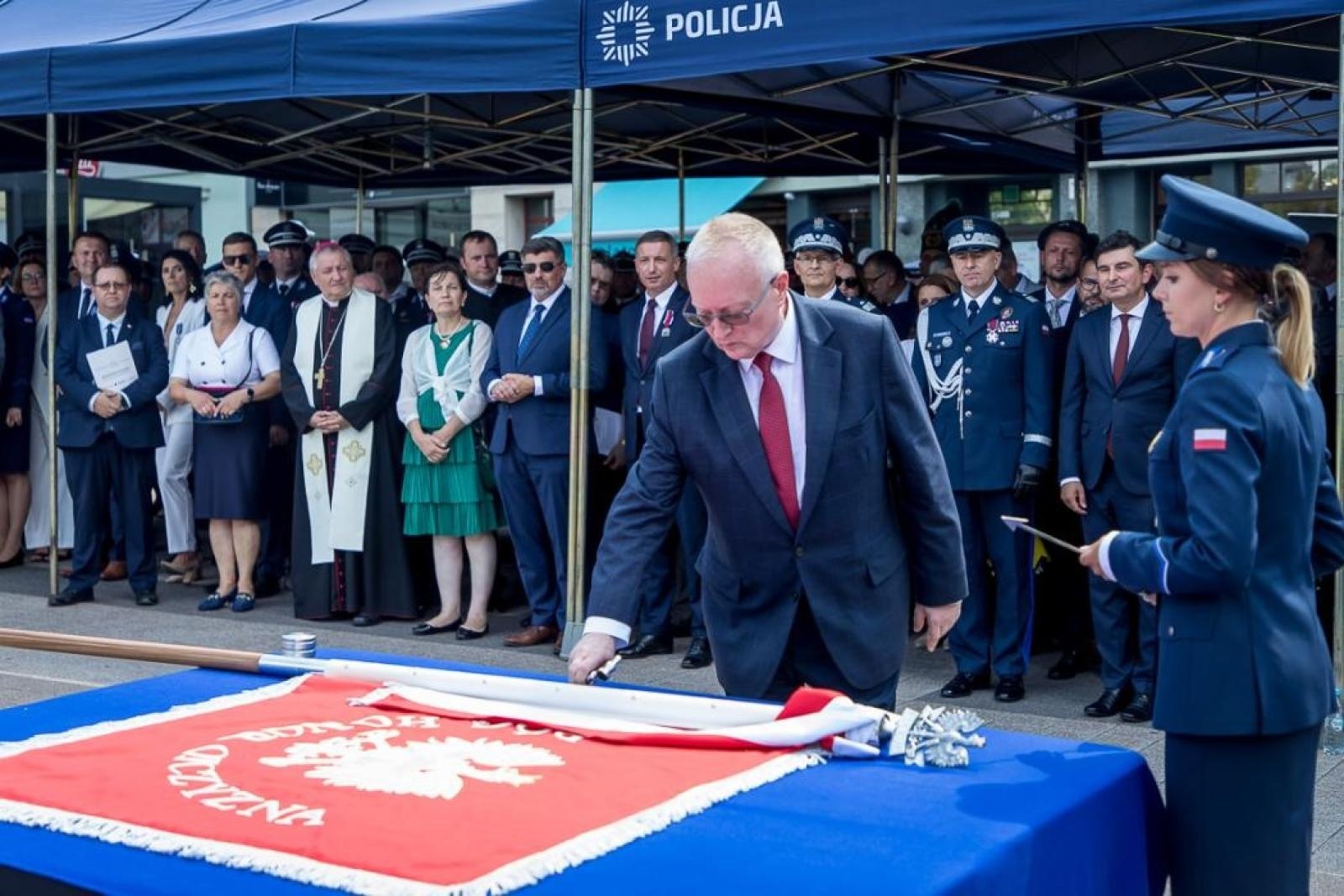 Zdjęcie w galerii na portalu naszwodzislaw.com: W Rybniku odbyły się tegoroczne wojewódzkie obchody Święta Policji wiadomości z regionu