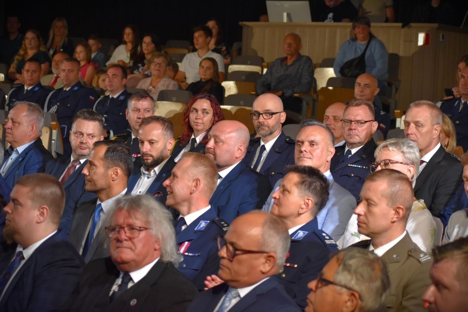 Zdjęcie w galerii na portalu naszwodzislaw.com: Policjanci uczcili swoje święto [FOTO] wiadomości z regionu