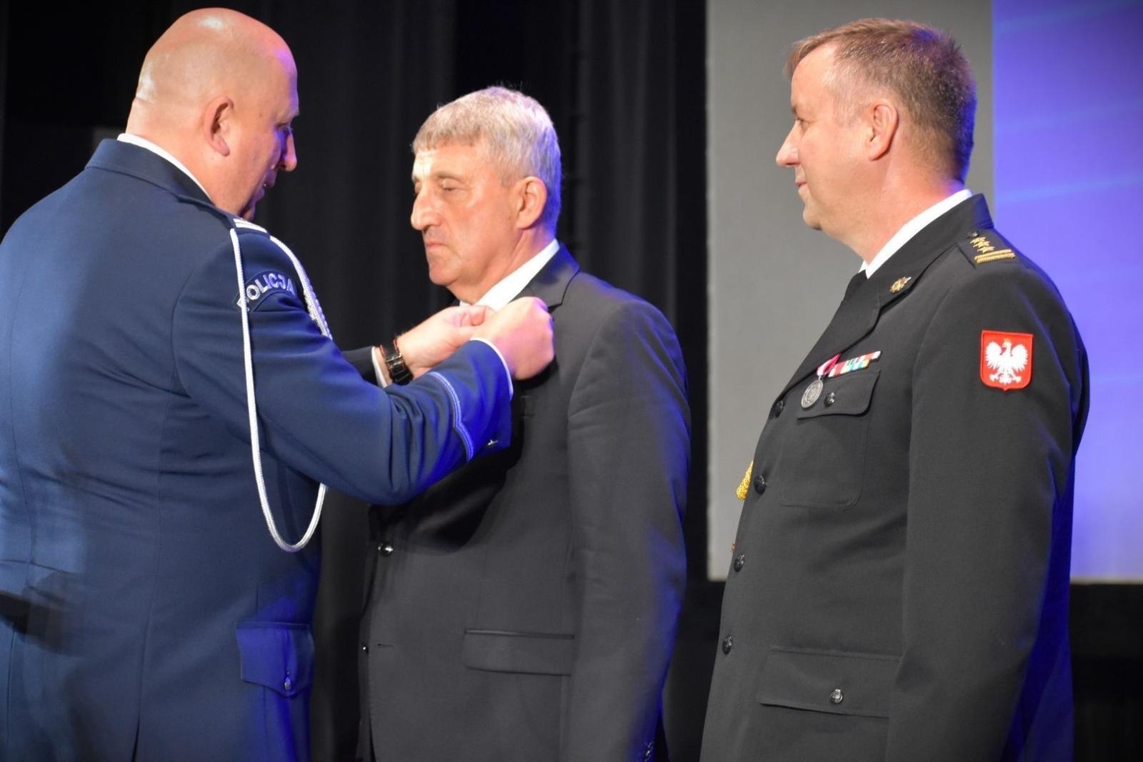 Zdjęcie w galerii na portalu naszwodzislaw.com: Policjanci uczcili swoje święto [FOTO] wiadomości z regionu