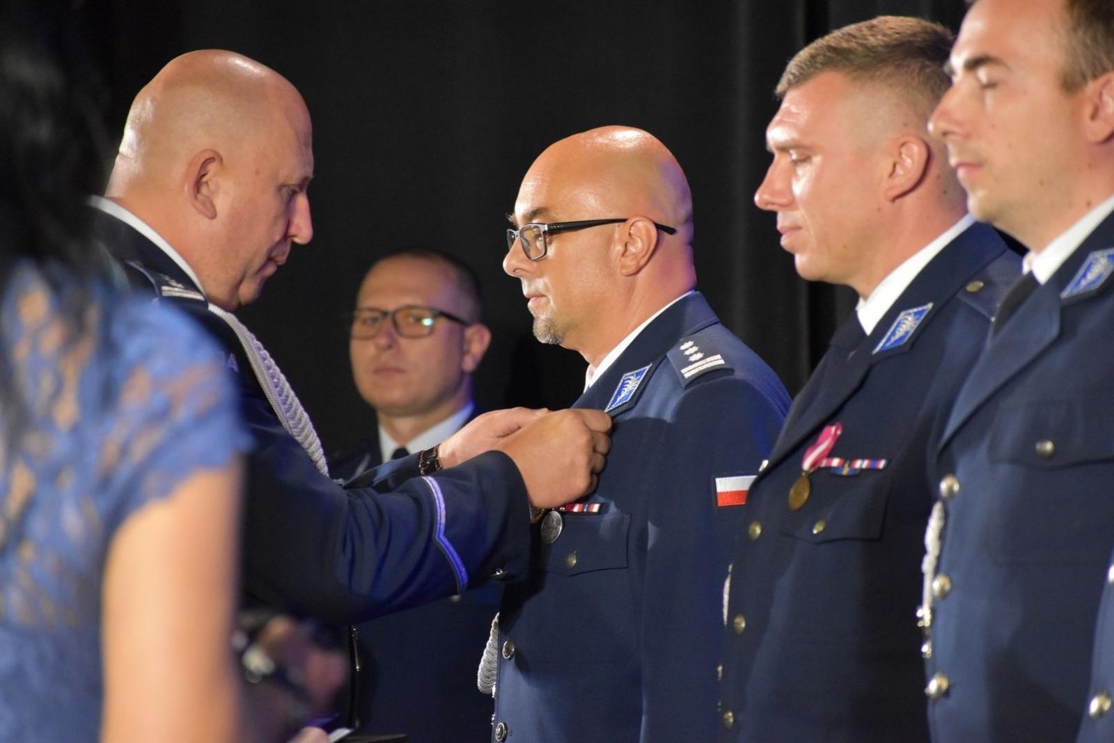 Zdjęcie w galerii na portalu naszwodzislaw.com: Policjanci uczcili swoje święto [FOTO] wiadomości z regionu