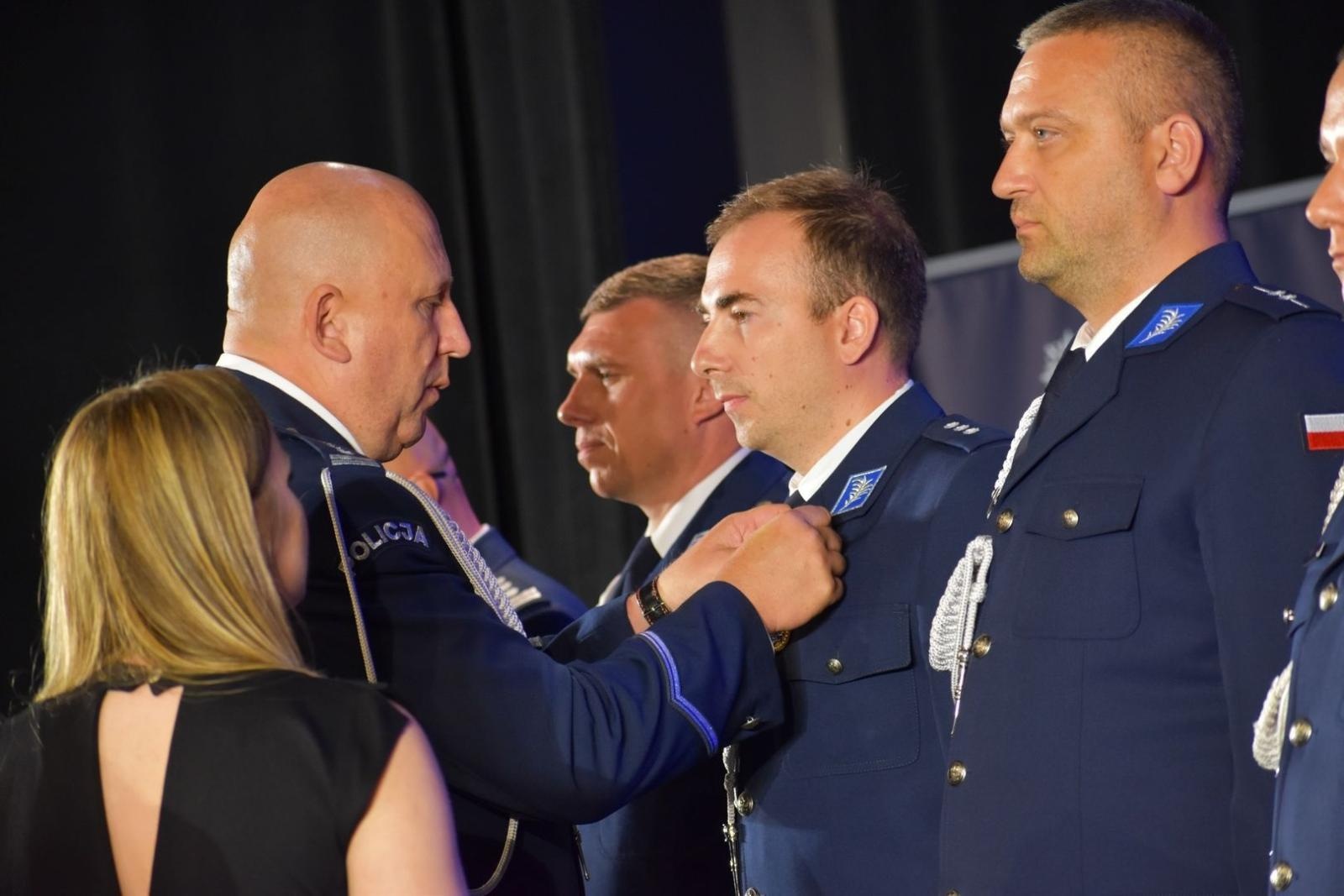 Zdjęcie w galerii na portalu naszwodzislaw.com: Policjanci uczcili swoje święto [FOTO] wiadomości z regionu