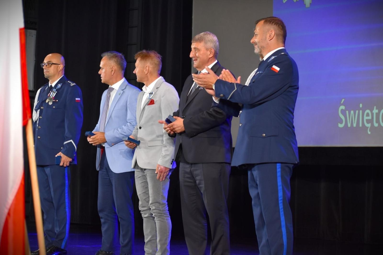 Zdjęcie w galerii na portalu naszwodzislaw.com: Policjanci uczcili swoje święto [FOTO] wiadomości z regionu