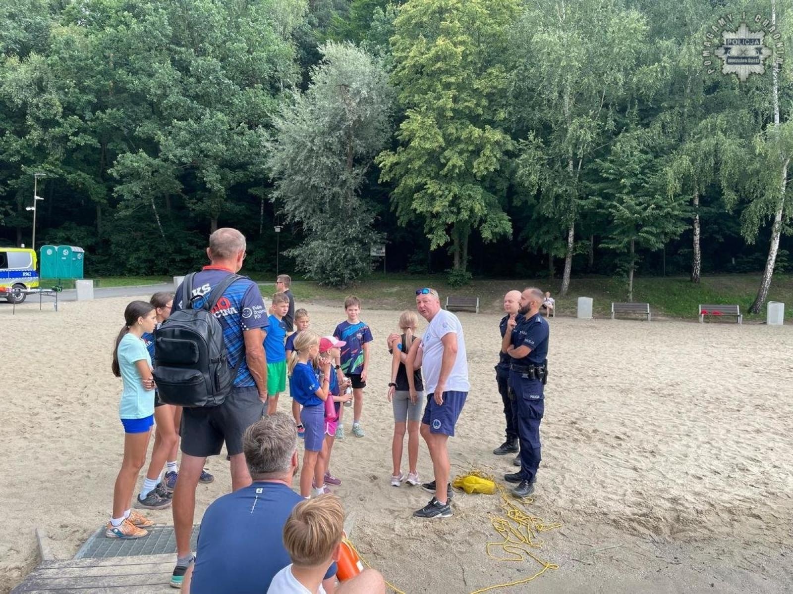 Zdjęcie w galerii na portalu naszwodzislaw.com: Kręci mnie bezpieczeństwo nad wodą z wodzisławskimi policjantami wiadomości z regionu