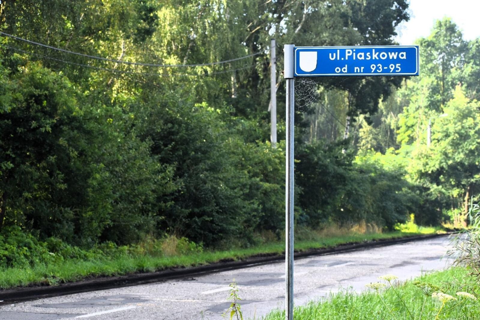 Zdjęcie w galerii na portalu naszwodzislaw.com: Ruszył remont Piaskowej i Gorzyckiej wiadomości z regionu