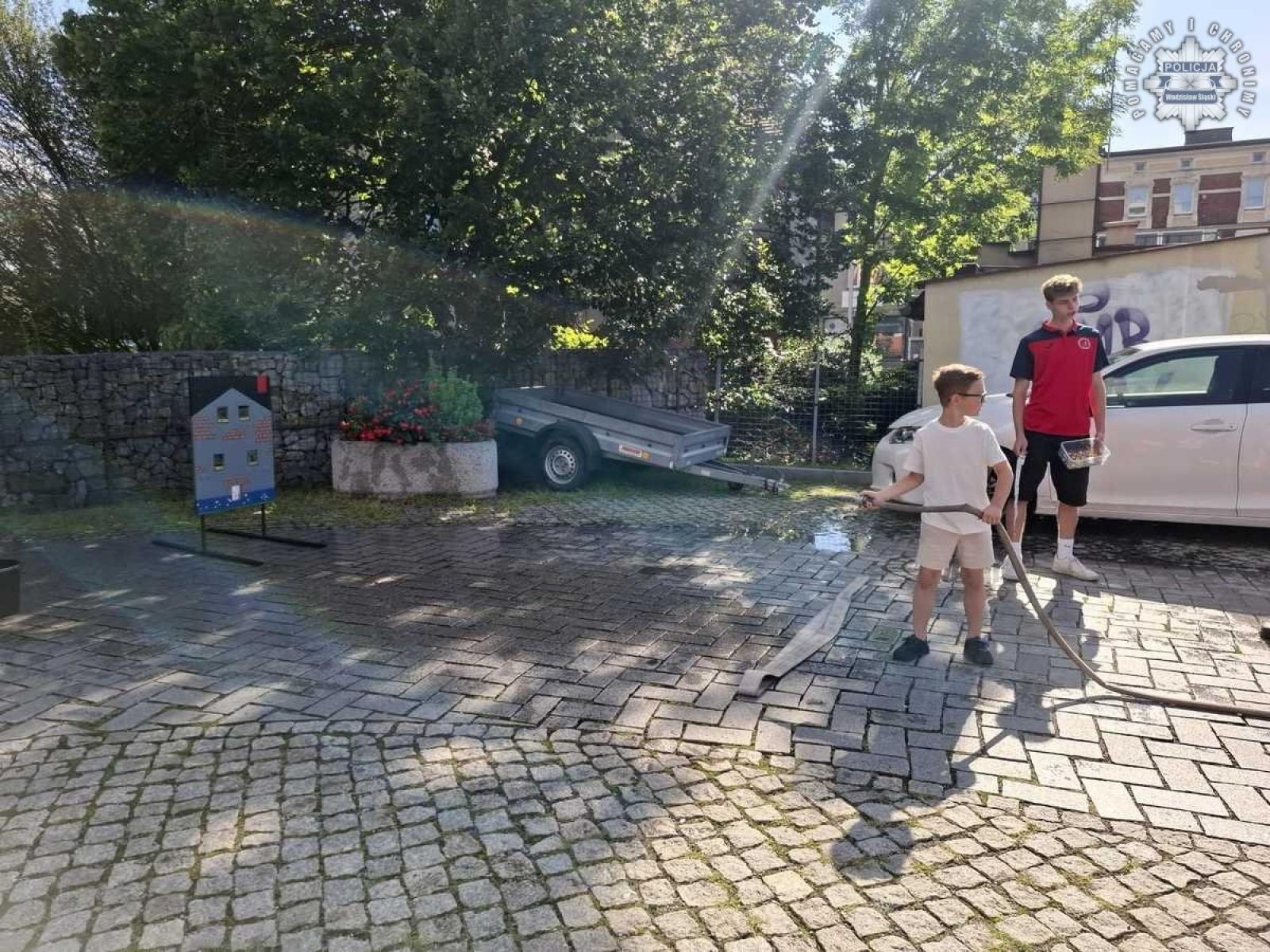 Zdjęcie w galerii na portalu naszwodzislaw.com: Bezpieczne wakacje ze strażakami i policjantami. Festyn w Pszowie za nami wiadomości z regionu