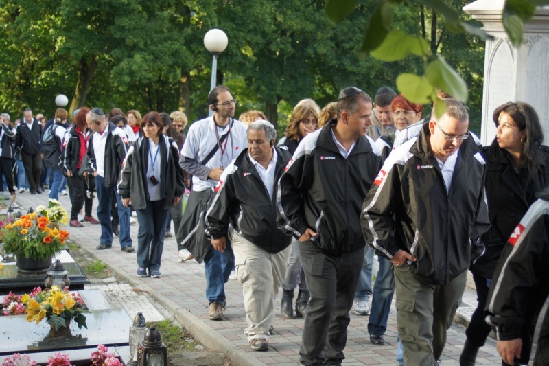 Zdjęcie w galerii na portalu naszwodzislaw.com: Mszana miejscem pielgrzymek wiadomości z regionu