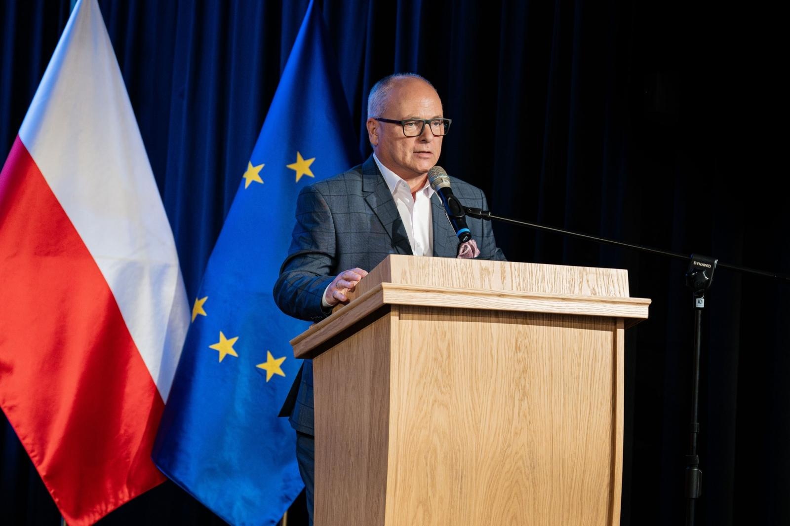 Zdjęcie w galerii na portalu naszwodzislaw.com: Ksiądz Prałat Bogusław Płonka Honorowym Obywatelem Wodzisławia Śląskiego [FOTO] wiadomości z regionu