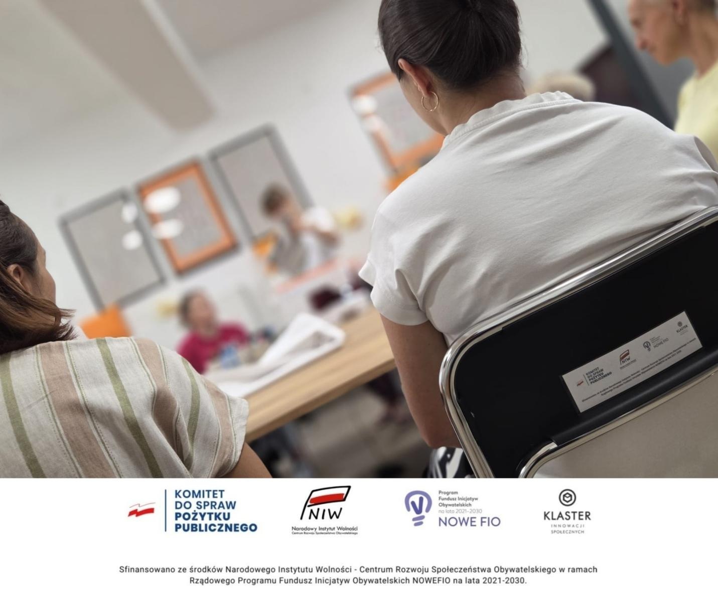 Zdjęcie w galerii na portalu naszwodzislaw.com: Nauka, twórczość, integracja. Warsztaty krawieckie w Pszowie wiadomości z regionu