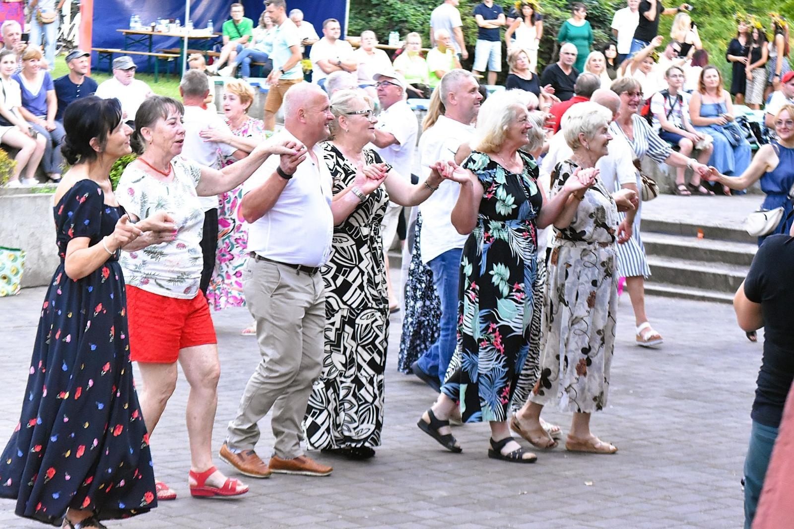 Zdjęcie w galerii na portalu naszwodzislaw.com: Pietrek, Hadziuk i Solejuk w Godowie, czyli Filmowe Plenery z Franciszkiem Pieczką [FOTO] wiadomości z regionu