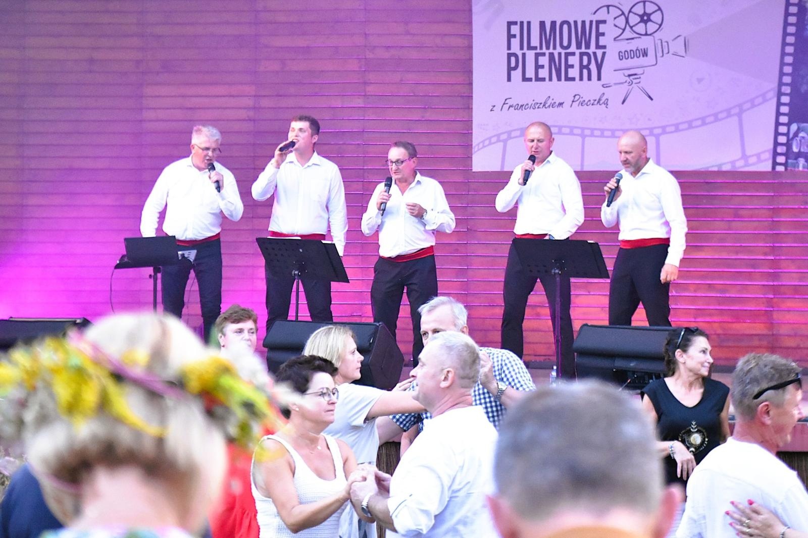 Zdjęcie w galerii na portalu naszwodzislaw.com: Pietrek, Hadziuk i Solejuk w Godowie, czyli Filmowe Plenery z Franciszkiem Pieczką [FOTO] wiadomości z regionu