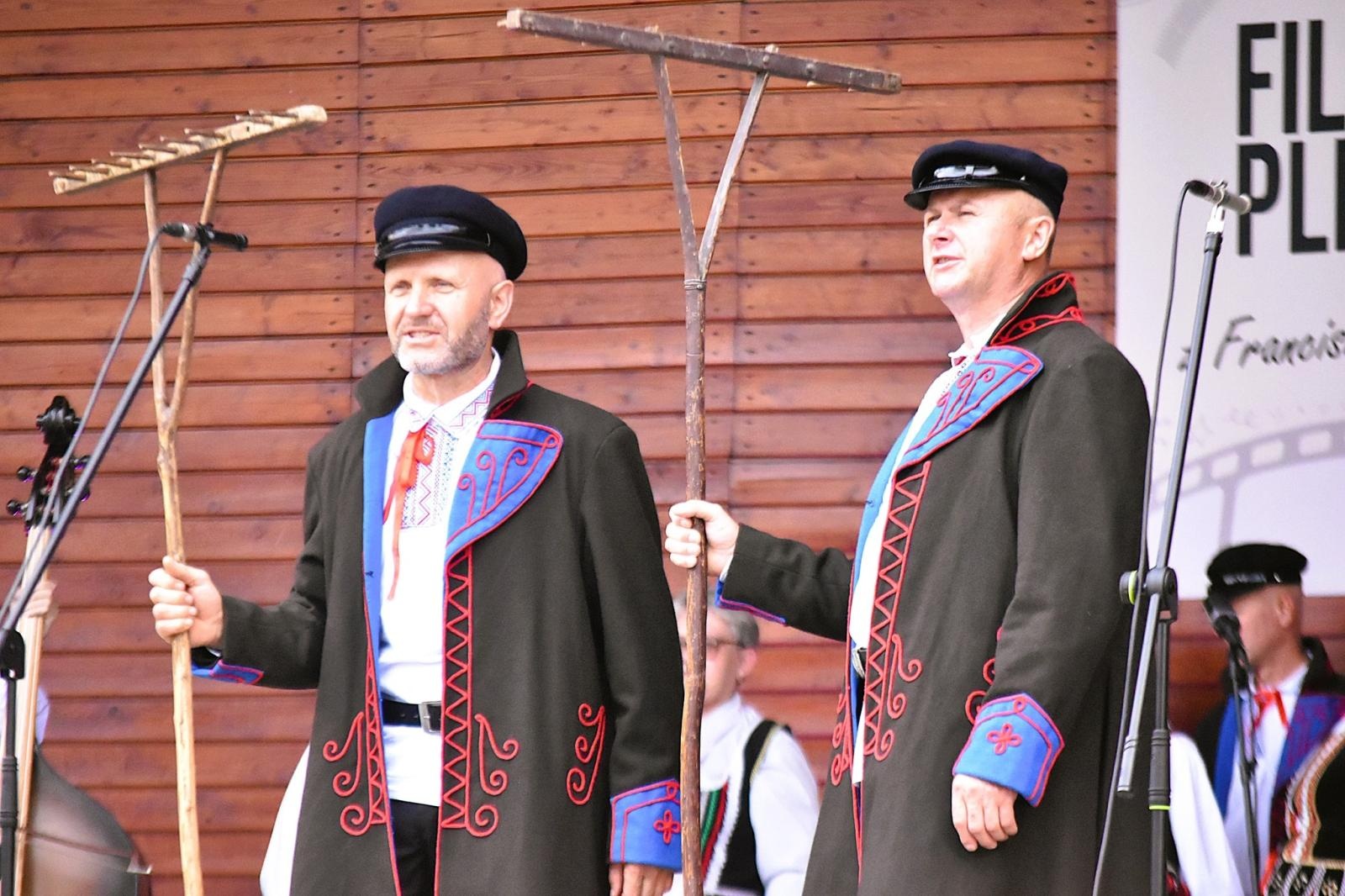 Zdjęcie w galerii na portalu naszwodzislaw.com: Pietrek, Hadziuk i Solejuk w Godowie, czyli Filmowe Plenery z Franciszkiem Pieczką [FOTO] wiadomości z regionu