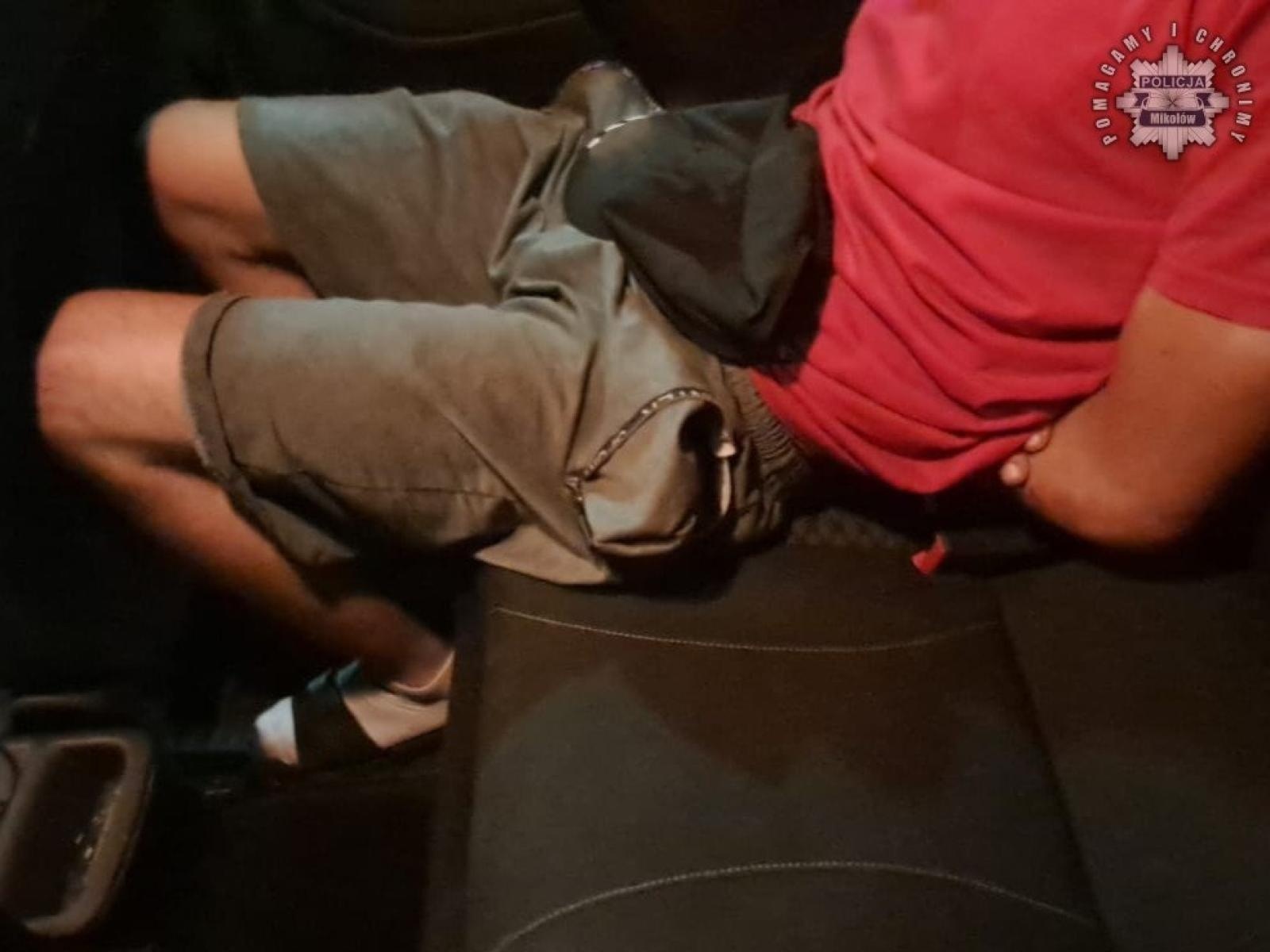 Zdjęcie w galerii na portalu naszwodzislaw.com: Mieszkaniec powiatu wodzisławskiego zatrzymany w Mikołowie za kradzież wiadomości z regionu