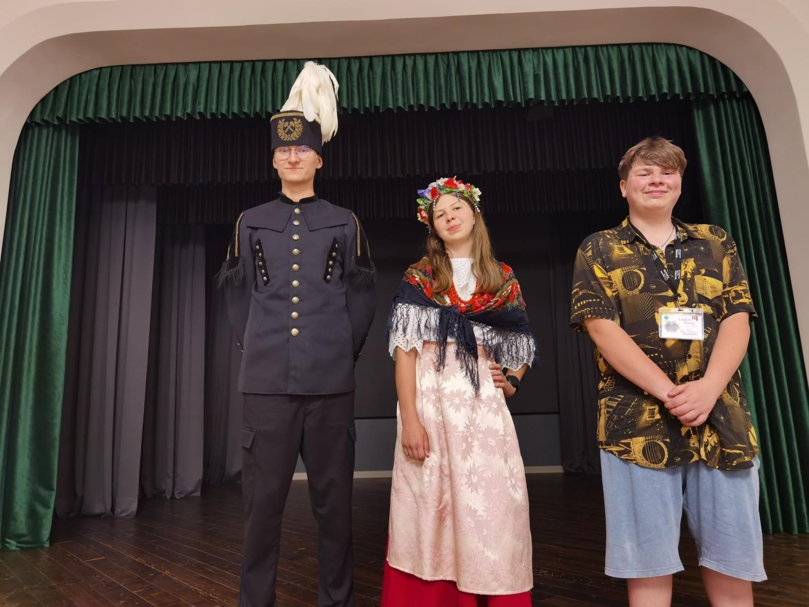 Zdjęcie w galerii na portalu naszwodzislaw.com: Reprezentacja Powiatu Wodzisławskiego na Międzynarodowym Obozie Muzyki i Sztuki w Jełgawie wiadomości z regionu