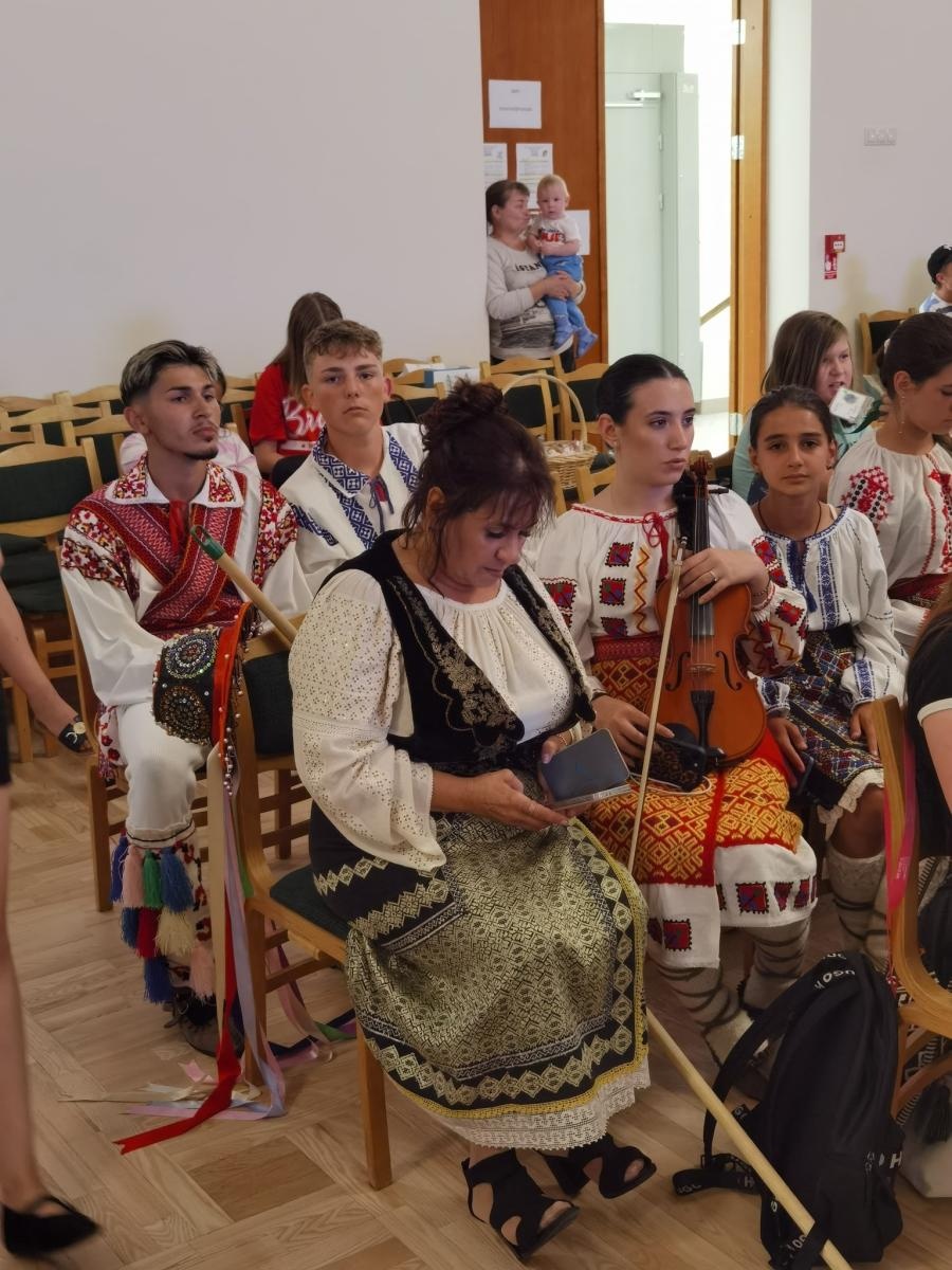 Zdjęcie w galerii na portalu naszwodzislaw.com: Reprezentacja Powiatu Wodzisławskiego na Międzynarodowym Obozie Muzyki i Sztuki w Jełgawie wiadomości z regionu