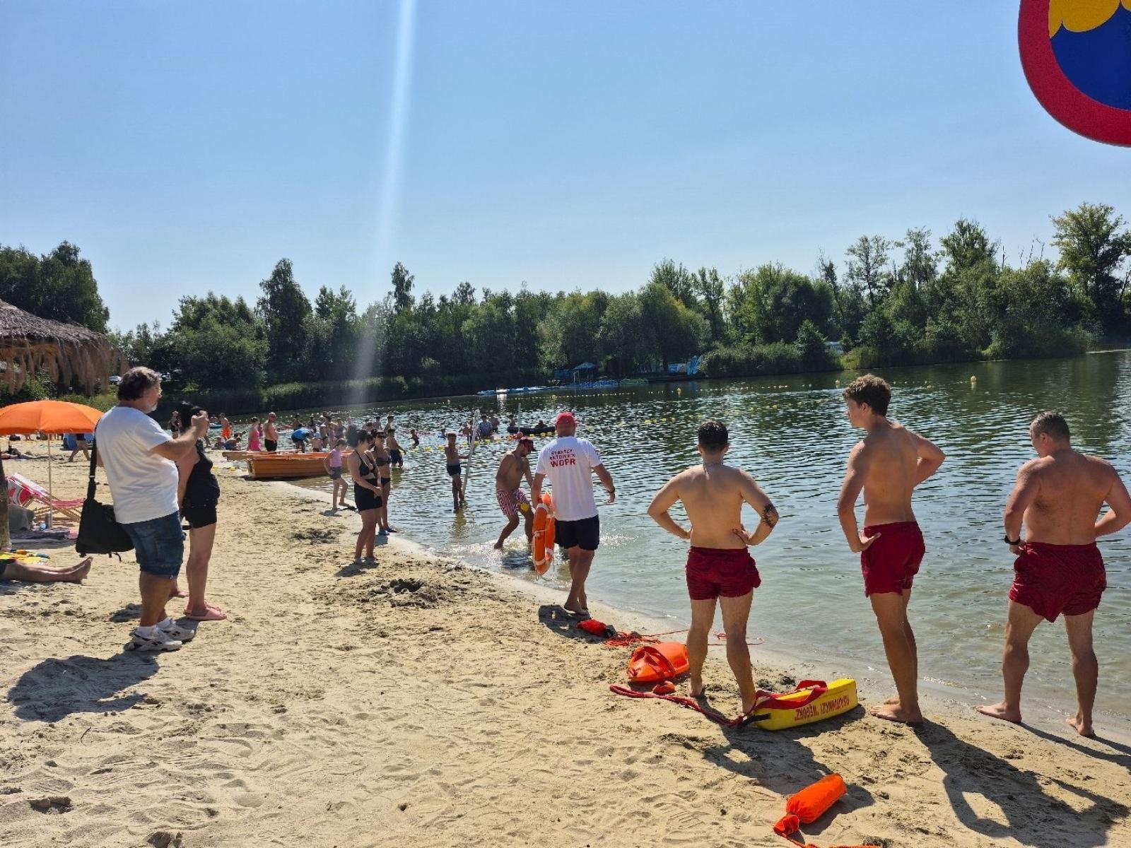 Zdjęcie w galerii na portalu naszwodzislaw.com: Bezpieczeństwo nad wodą. Profilaktyczna akcja służb w Olzie [FOTO] wiadomości z regionu