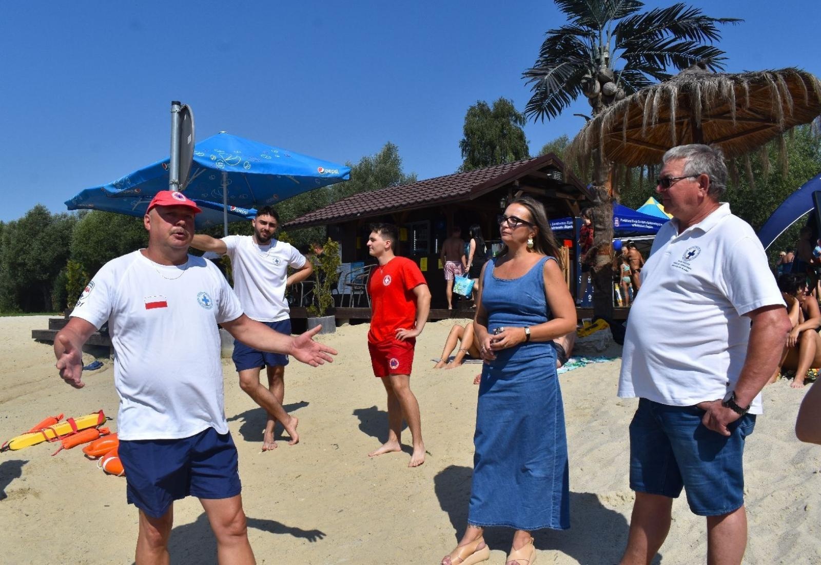 Zdjęcie w galerii na portalu naszwodzislaw.com: Bezpieczeństwo nad wodą. Profilaktyczna akcja służb w Olzie [FOTO] wiadomości z regionu