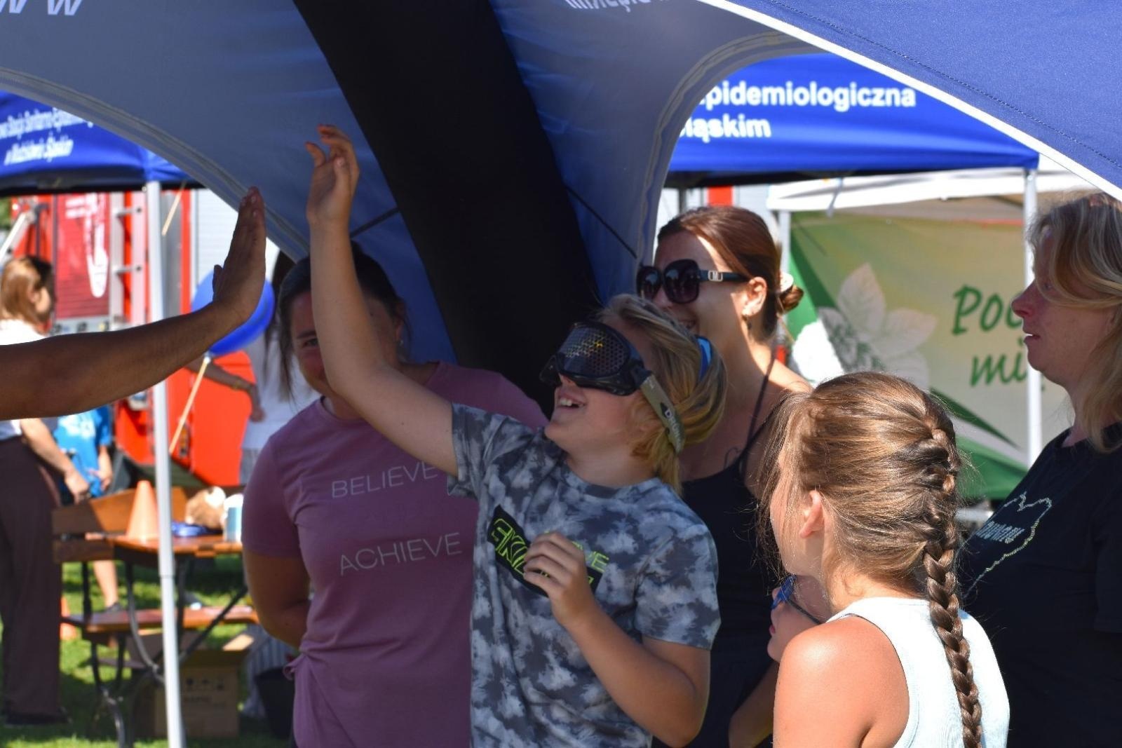 Zdjęcie w galerii na portalu naszwodzislaw.com: Bezpieczeństwo nad wodą. Profilaktyczna akcja służb w Olzie [FOTO] wiadomości z regionu