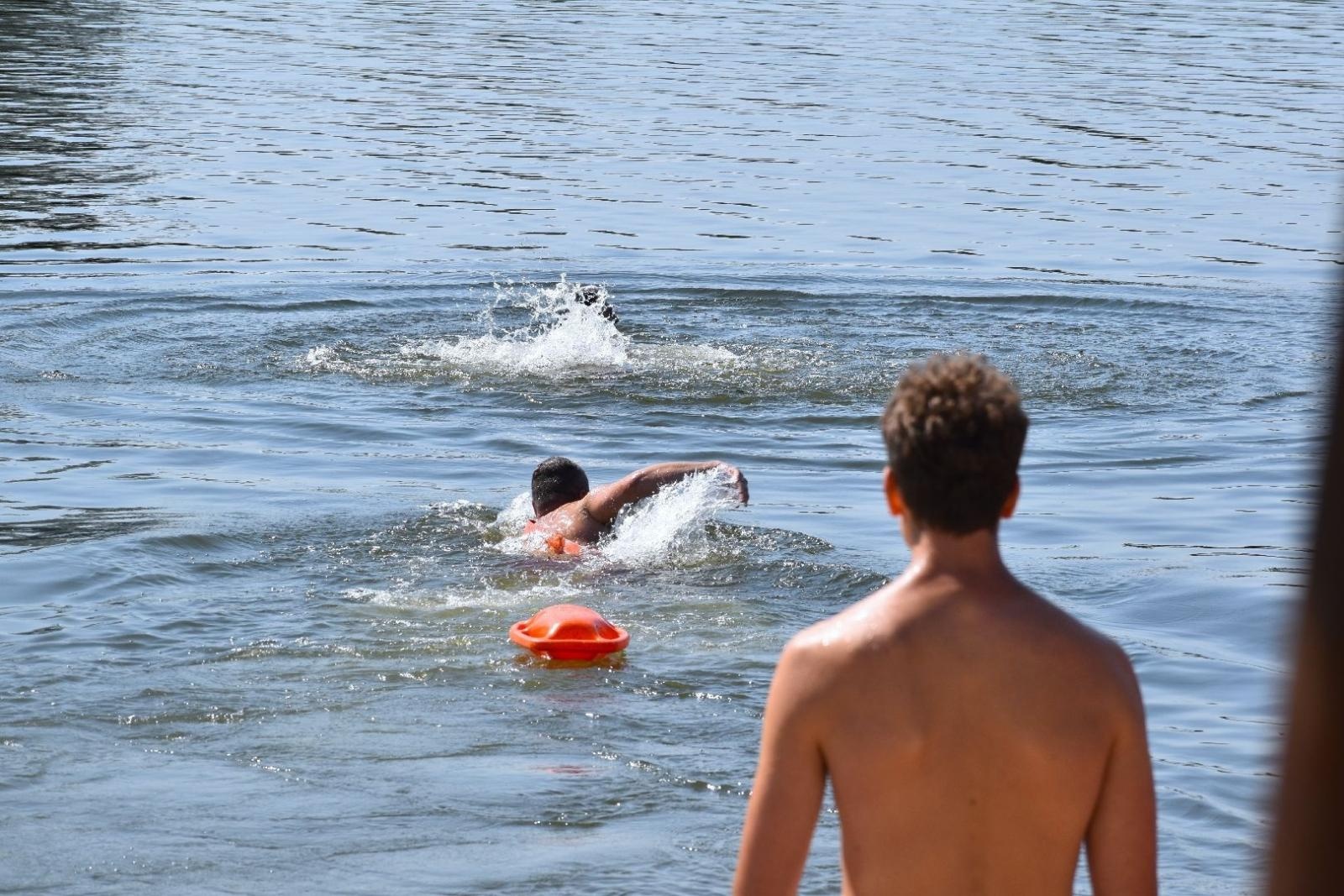 Zdjęcie w galerii na portalu naszwodzislaw.com: Bezpieczeństwo nad wodą. Profilaktyczna akcja służb w Olzie [FOTO] wiadomości z regionu