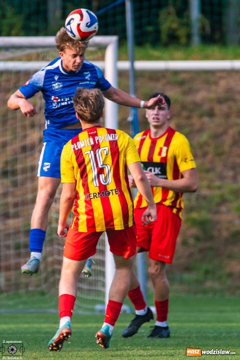 Zdjęcie w galerii na portalu naszwodzislaw.com: Unia Racibórz lepsza od Płomienia z Połomi [FOTO] wiadomości z regionu
