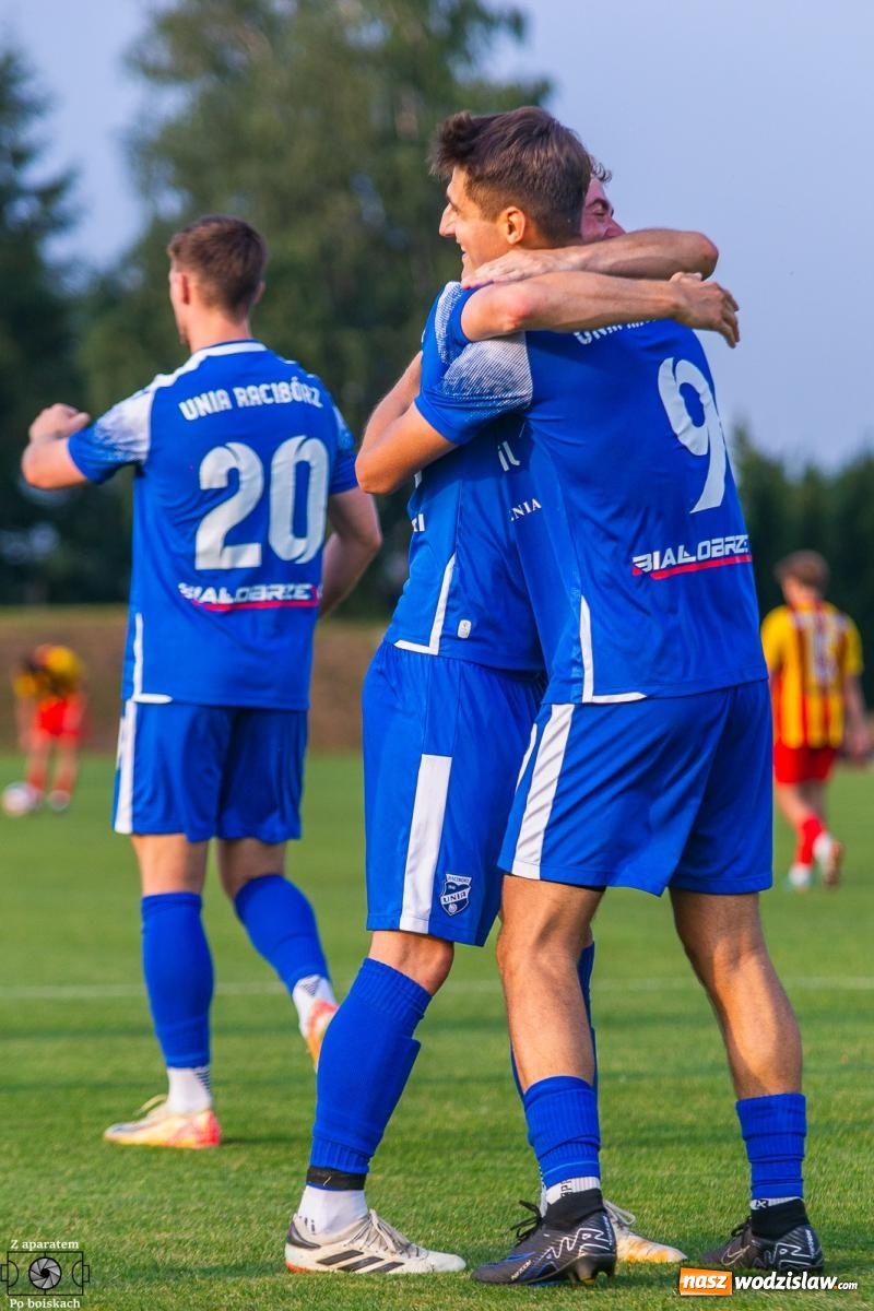 Zdjęcie w galerii na portalu naszwodzislaw.com: Unia Racibórz lepsza od Płomienia z Połomi [FOTO] wiadomości z regionu