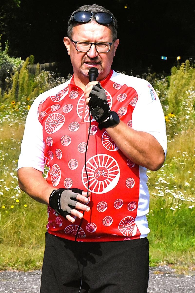 Zdjęcie w galerii na portalu naszwodzislaw.com: Kolarze oddali hołd powstańcom wiadomości z regionu