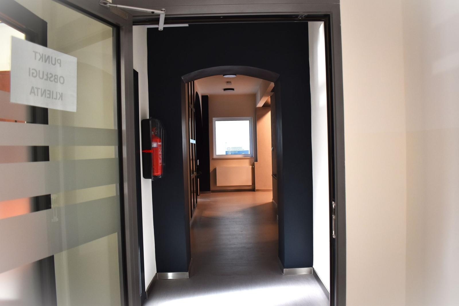 Zdjęcie w galerii na portalu naszwodzislaw.com: Nowości w starostwie dają dostępność na wyższym poziomie wiadomości z regionu