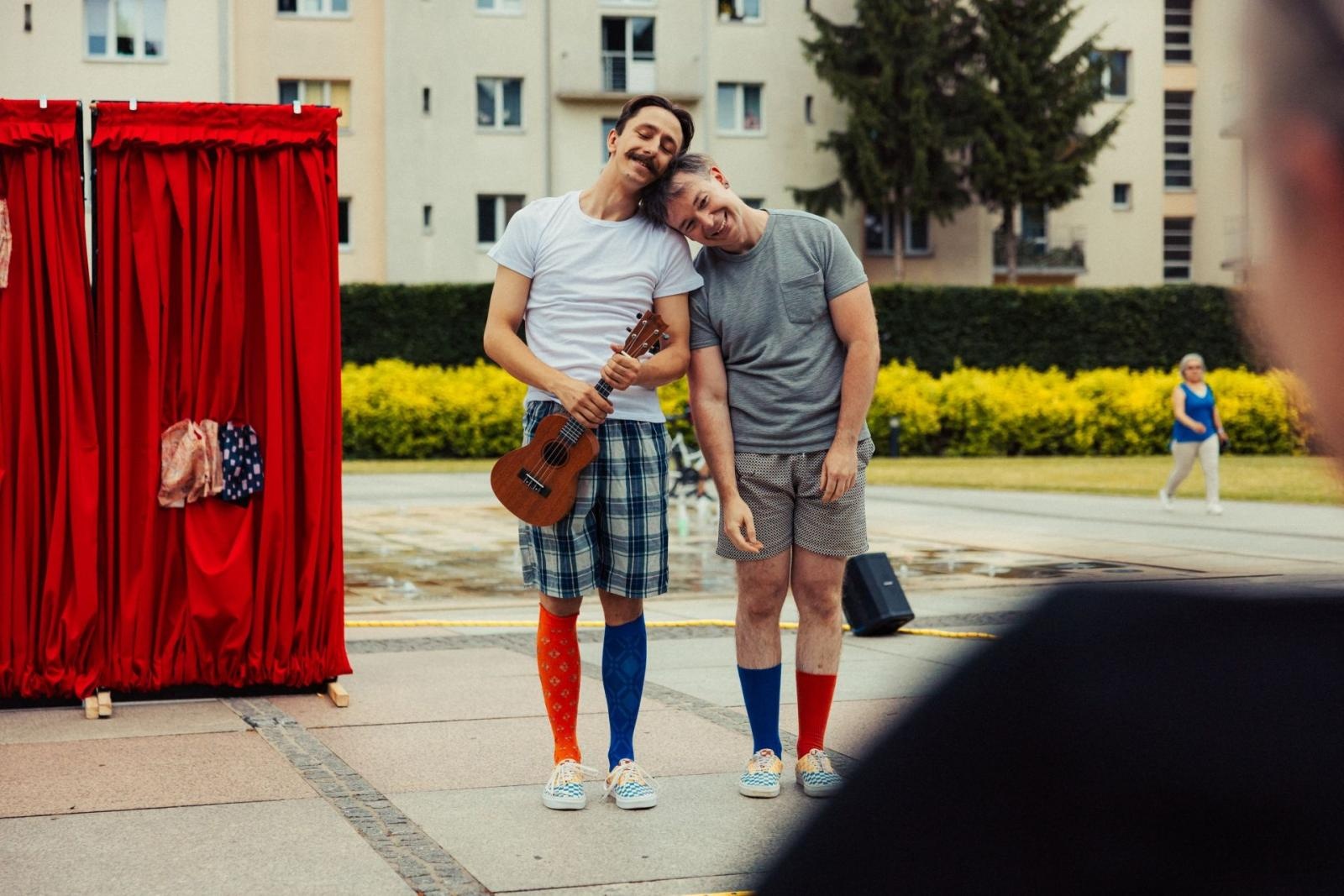 Zdjęcie w galerii na portalu naszwodzislaw.com: Oto On. Plenerowy spektakl familijny na Rynku w Wodzisławiu Śląskim [ZAPROSZENIE] wiadomości z regionu