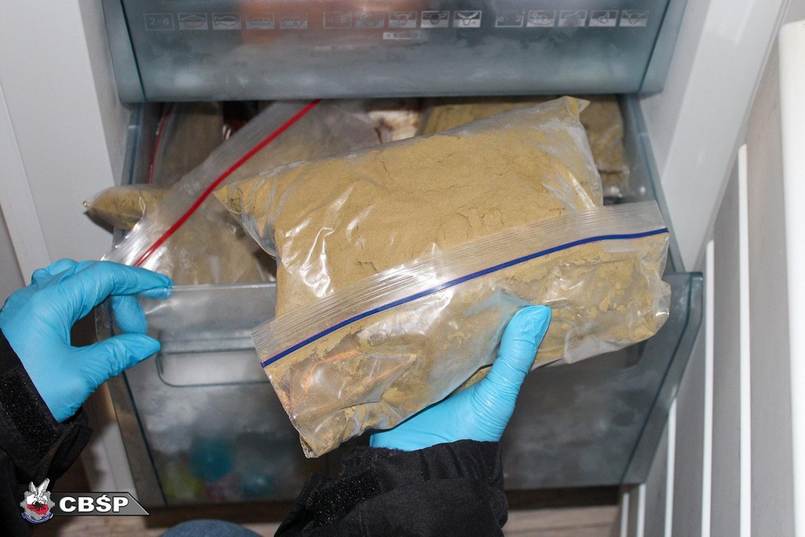 Zdjęcie w galerii na portalu naszwodzislaw.com: Gigantyczna operacja CBŚP: ponad 800 kg narkotyków i kilkanaście ton marihuany w transgranicznym obrocie wiadomości z regionu