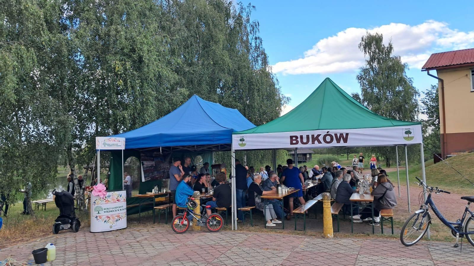 Zdjęcie w galerii na portalu naszwodzislaw.com: Buków pożegnał lato podczas festynu sołeckiego [FOTO] wiadomości z regionu