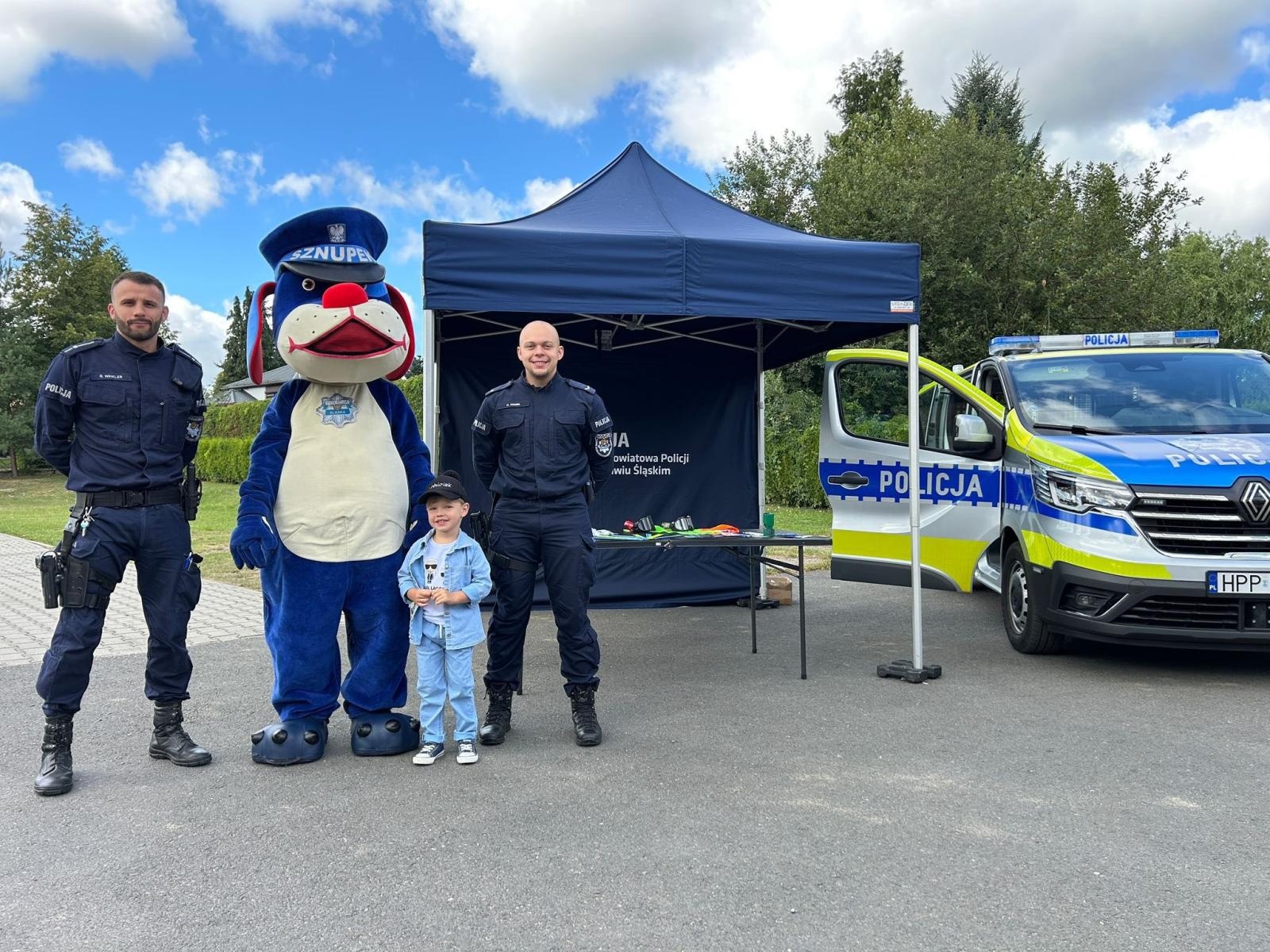 Zdjęcie w galerii na portalu naszwodzislaw.com: Skrzyszów podzielił się życiem. Udana akcja krwiodawstwa z udziałem wodzisławskiej policji wiadomości z regionu